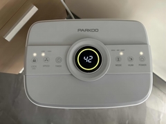 Capteur d'humidité intégré Déshumidificateur d'air électrique 12 L/D affichage LED Smart Touch